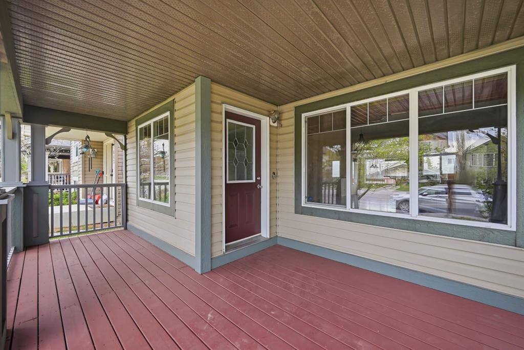 646 Everridge Drive SW photo 4
