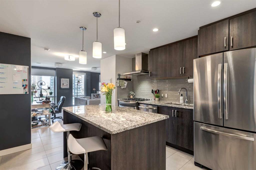 303 13 Avenue SW #1406 photo 4