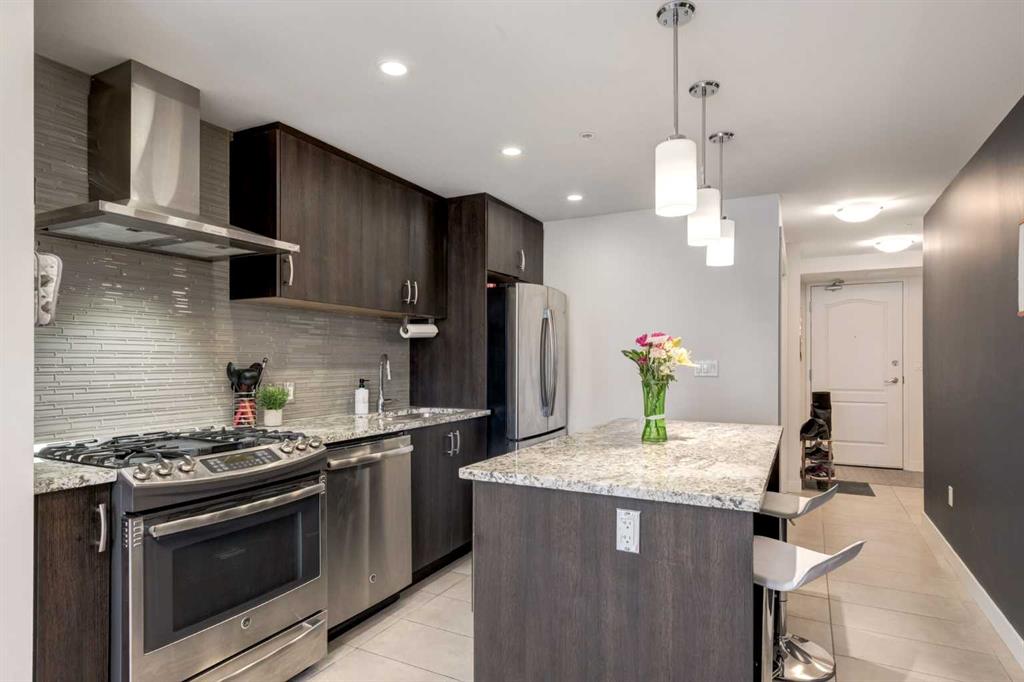 303 13 Avenue SW #1406 photo 5