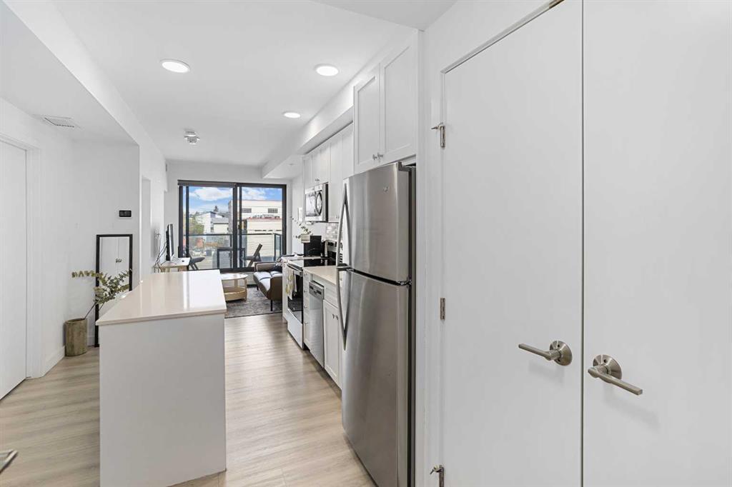 123 4 Street NE #314 photo 2