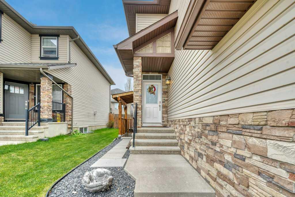 22 Kincora Heights NW photo 2