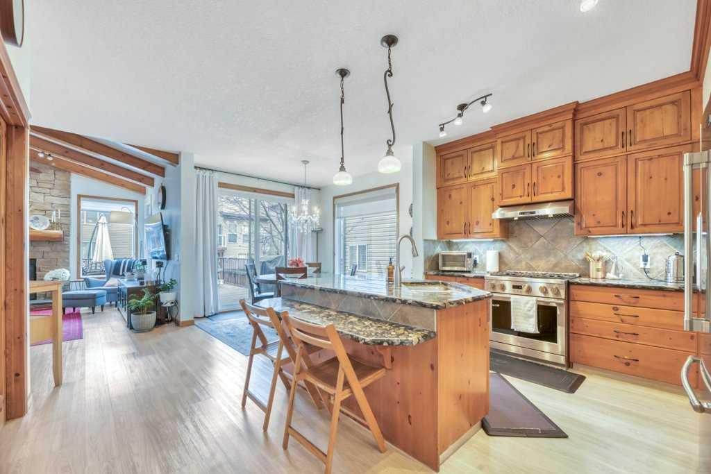 22 Kincora Heights NW photo 5
