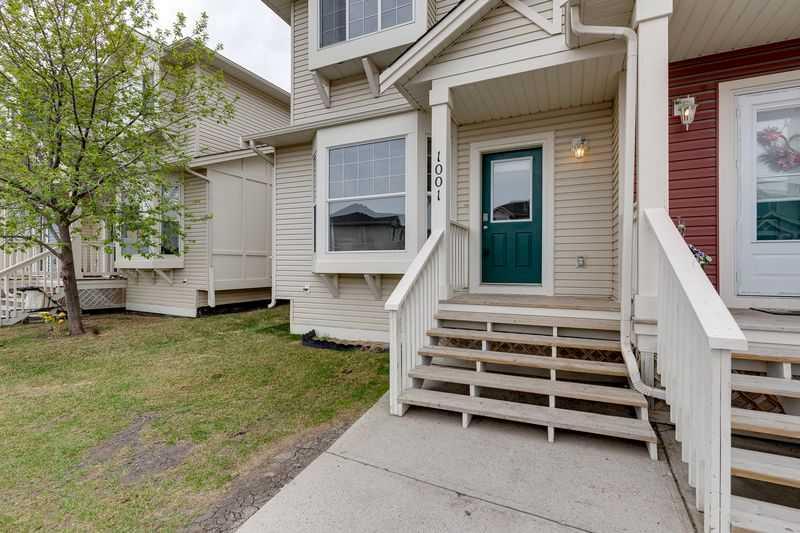 703 Luxstone Square SE #1001 photo 2