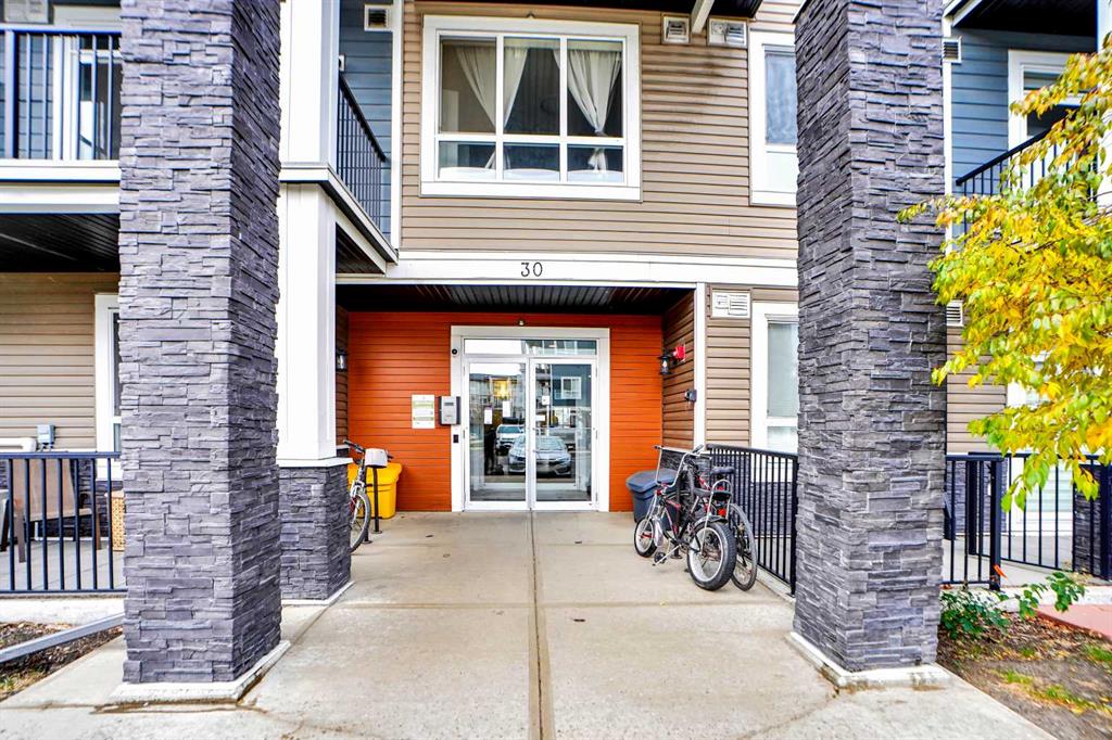30 Walgrove Walk SE #111 photo 3