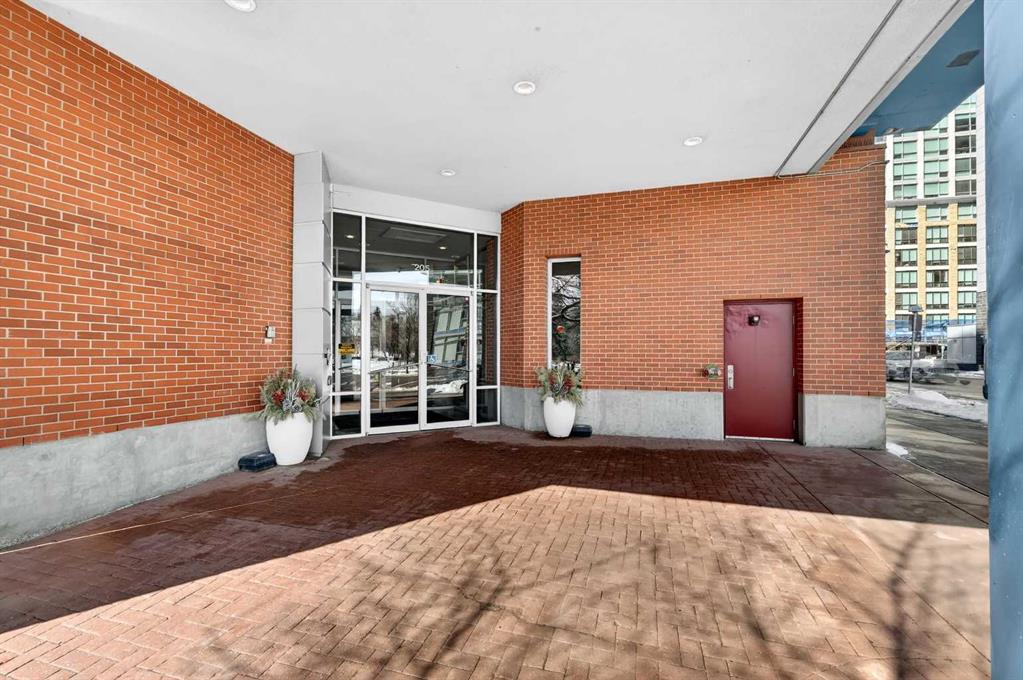 205 Riverfront Avenue SW #312 photo 3