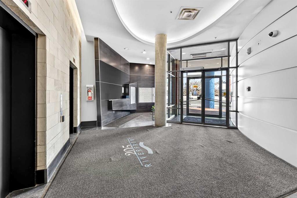205 Riverfront Avenue SW #312 photo 4