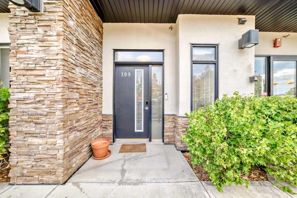 15 Rosscarrock Gate SW #109 photo 4