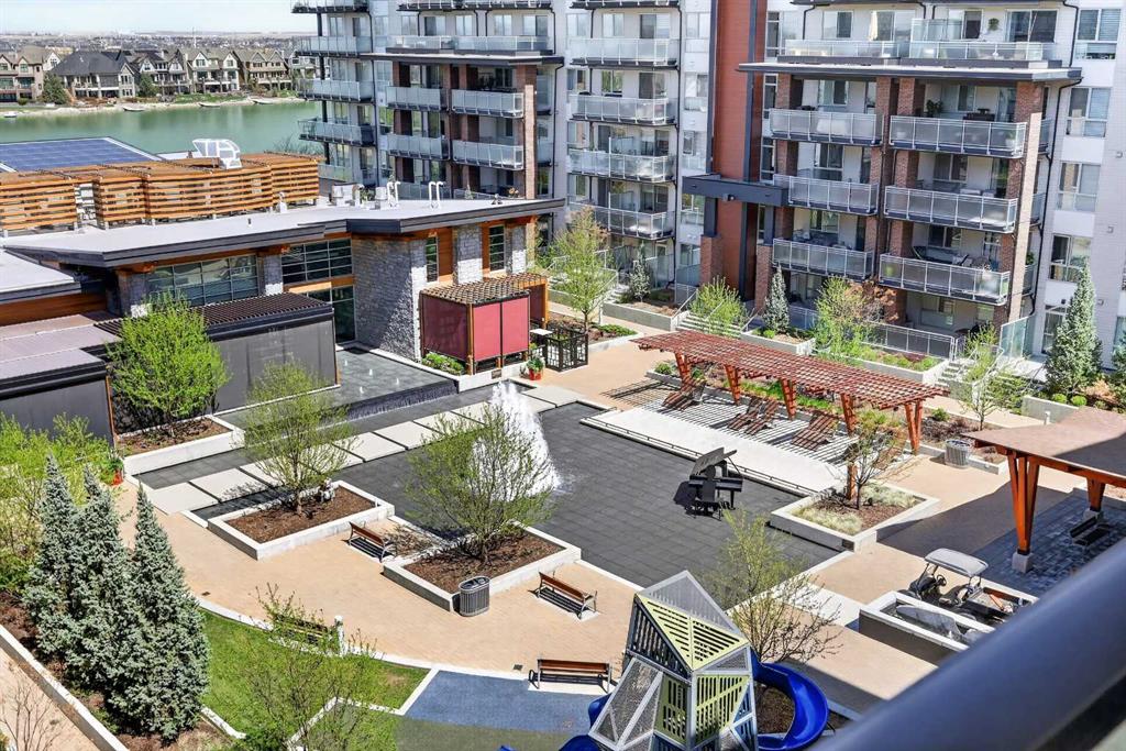 122 Mahogany Centre SE #504 photo 2