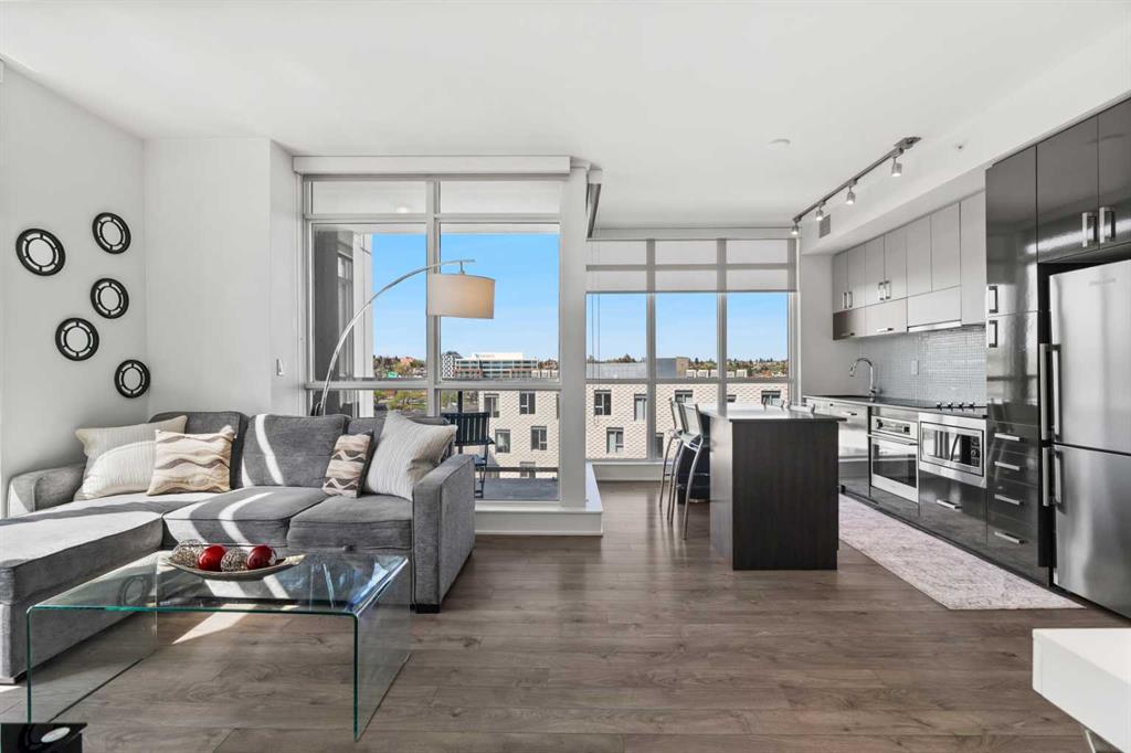 550 Riverfront Avenue SE #810 photo 2
