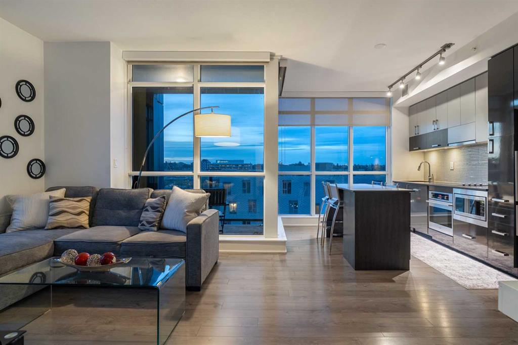 550 Riverfront Avenue SE #810 photo 3
