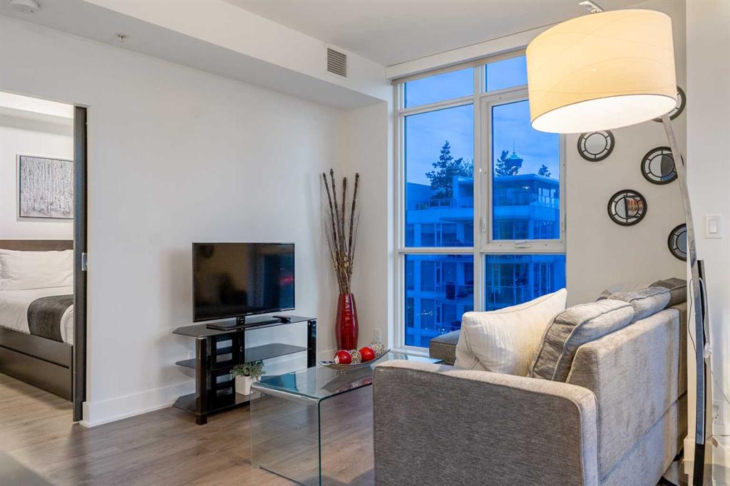 550 Riverfront Avenue SE #810 photo 5