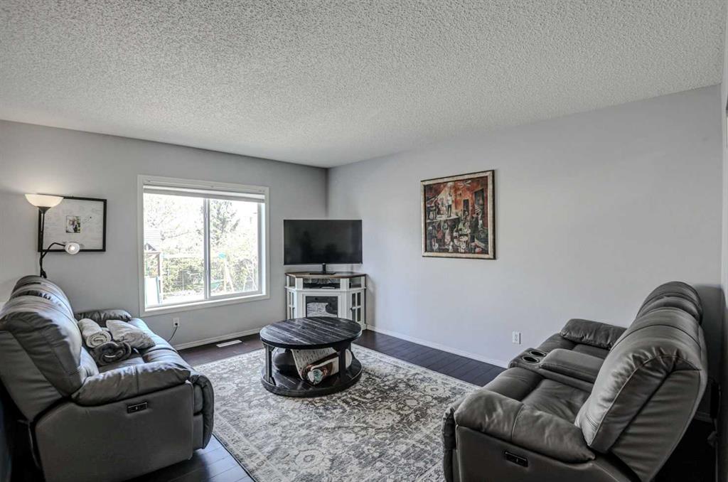 181 Citadel Ridge Close NW photo 4