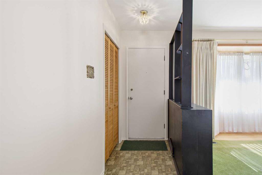 120 Glenpatrick Drive SW photo 4