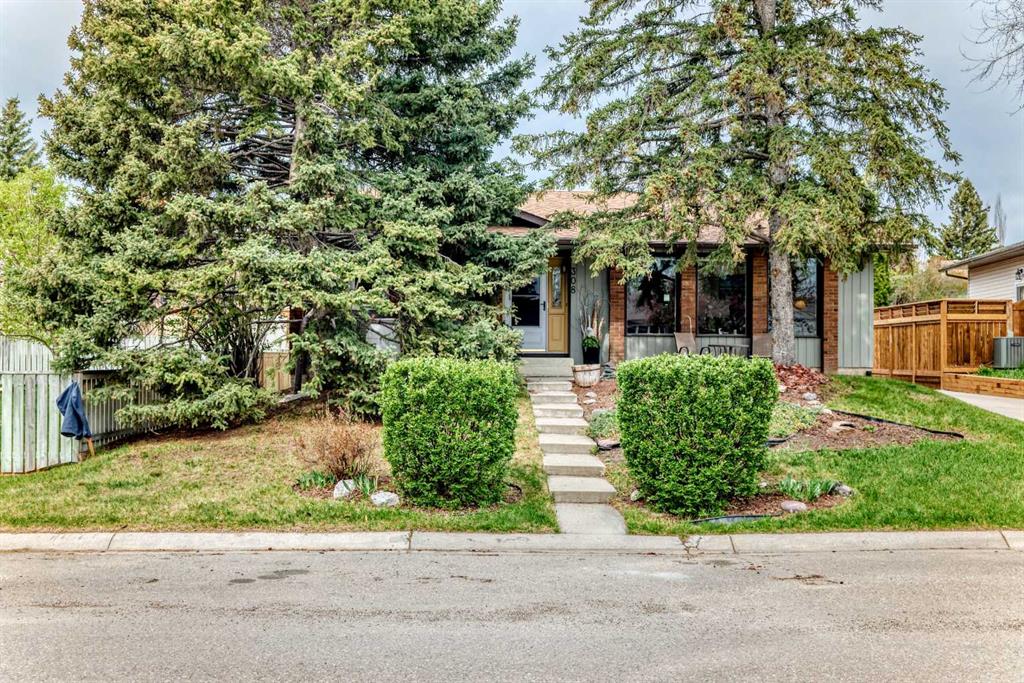 308 Cannington Place SW photo 3
