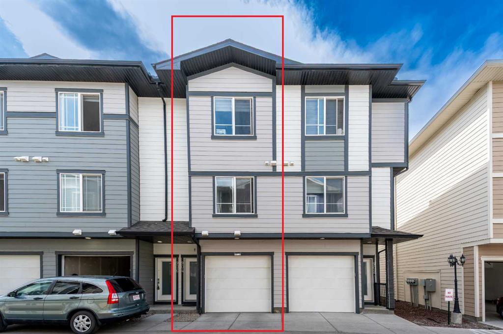 95 Skyview Close NE #904