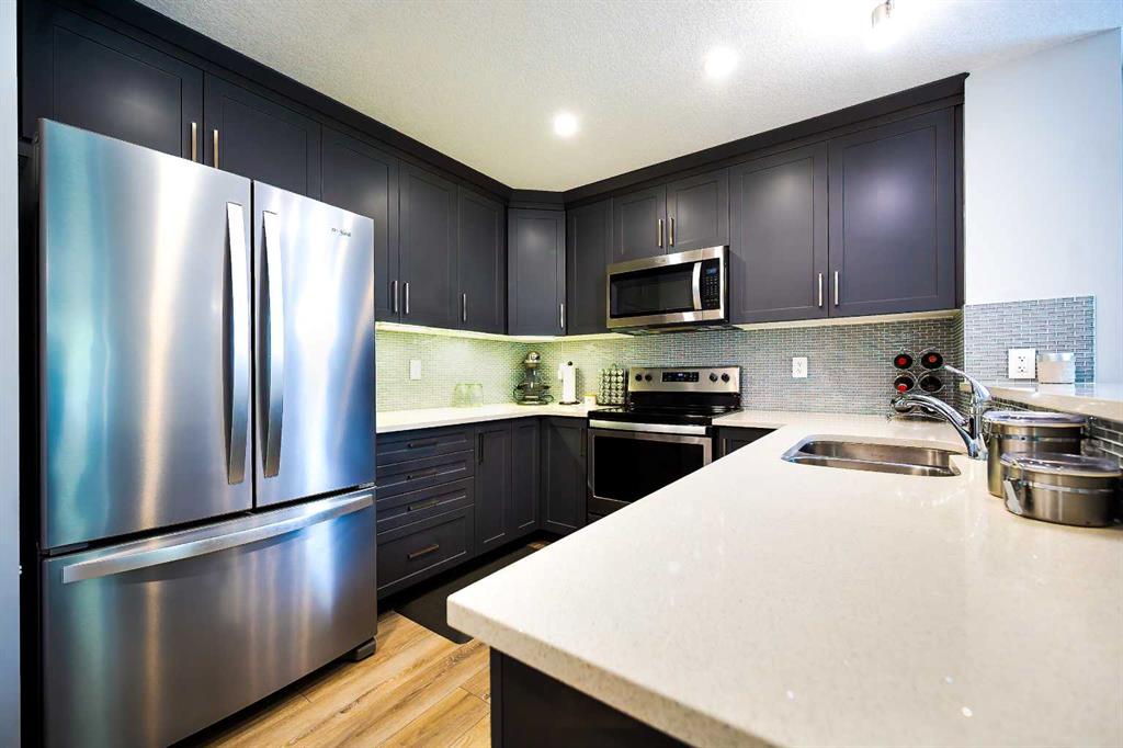 1460 Carrington Boulevard NW photo 2