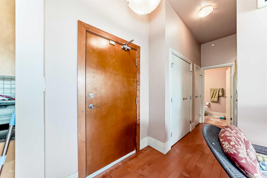 177 9 Street NE #101 photo 5