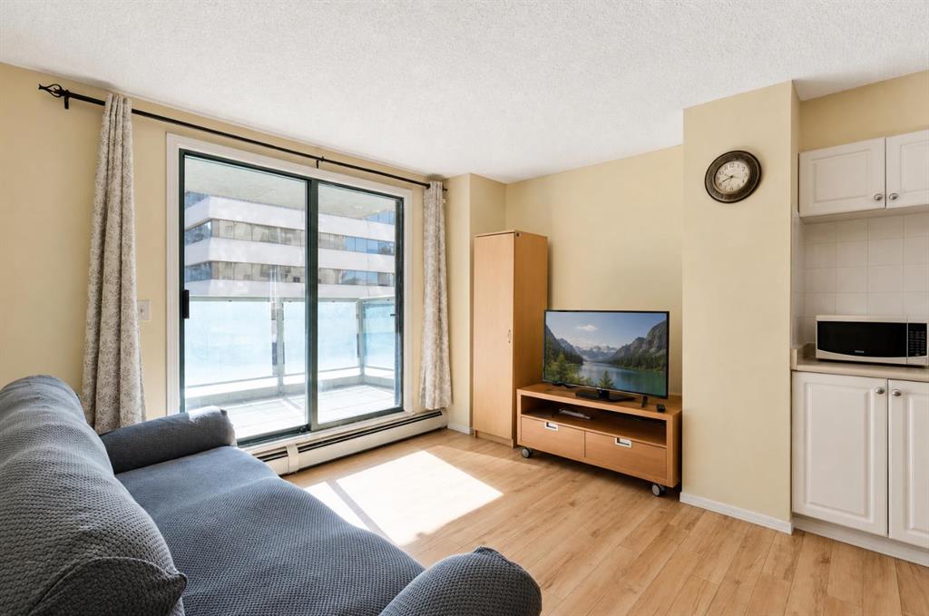 1111 6 Avenue SW #318 photo 4