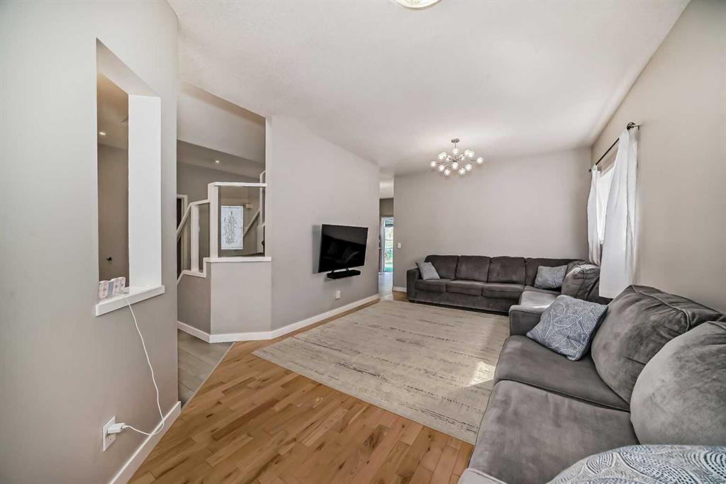 307 Arbour Crest Road NW photo 3