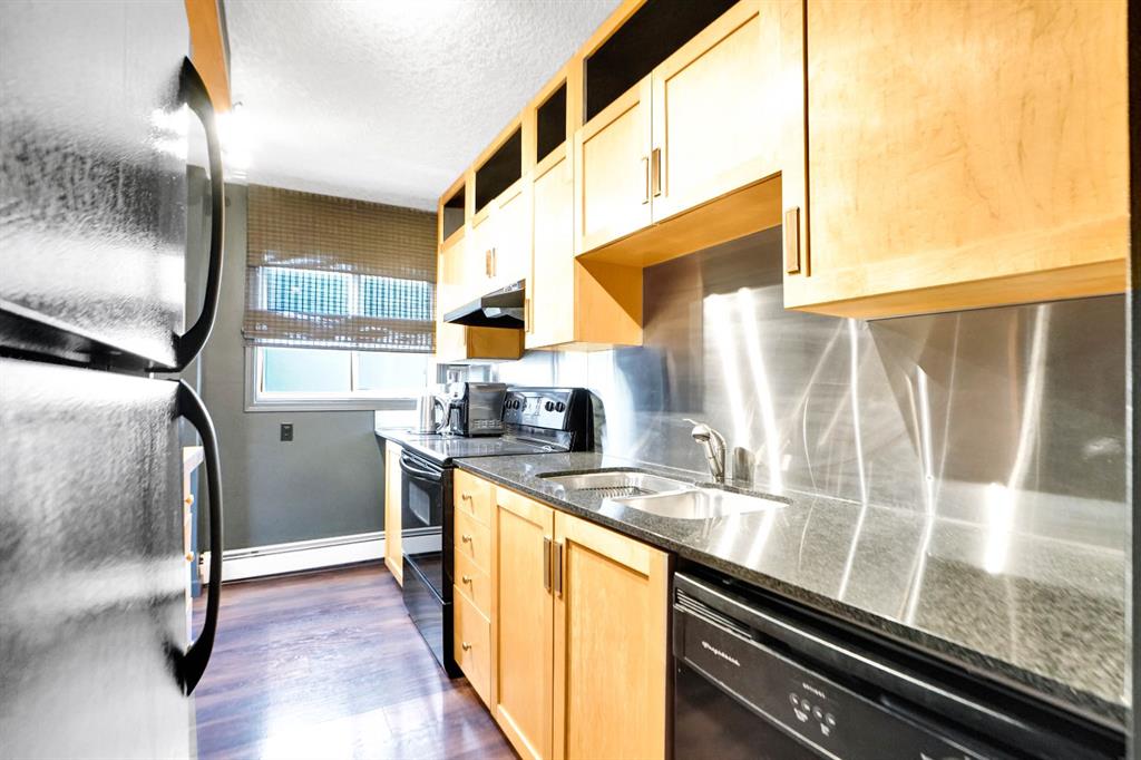 823 19 Avenue SW #405 photo 3