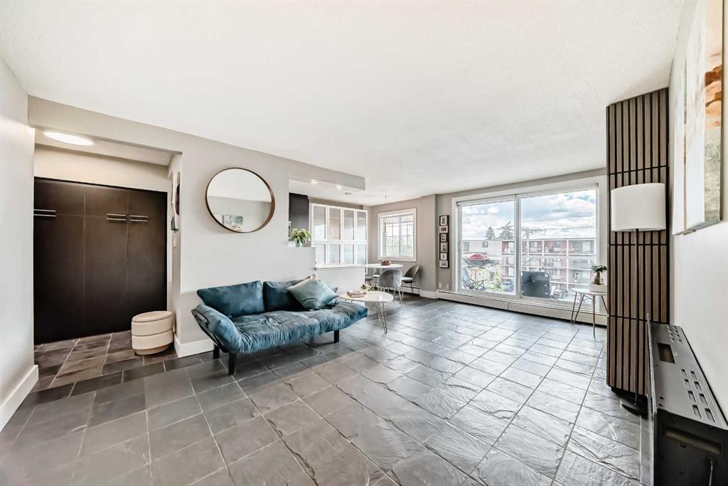 501 57 Avenue SW #401 photo 2