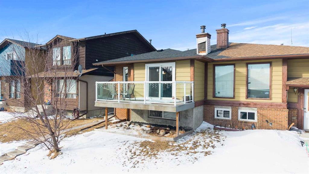 58 Templeson Crescent NE photo 3