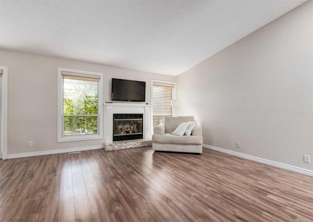 119 Prominence Heights SW photo 5