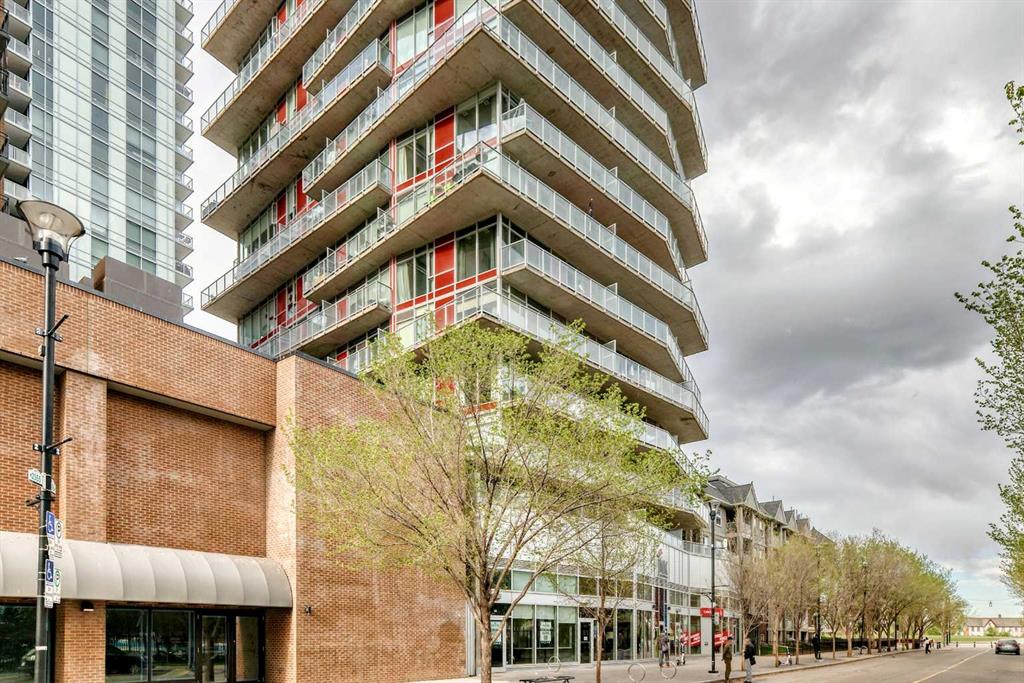 624 8 Avenue SE #1304 photo 3
