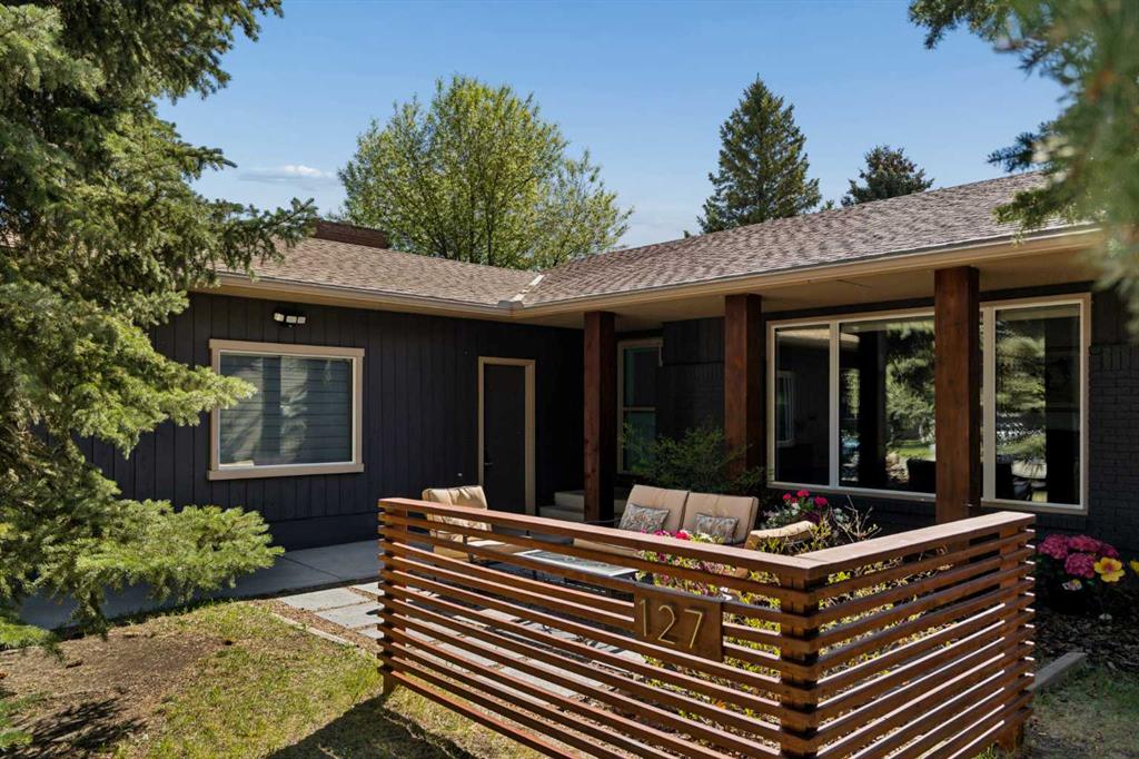 127 Parkglen Crescent SE photo 5