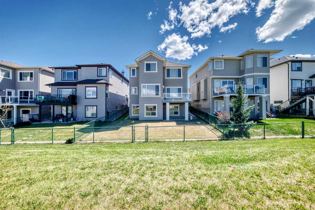 22 Everhollow Rise SW photo 3