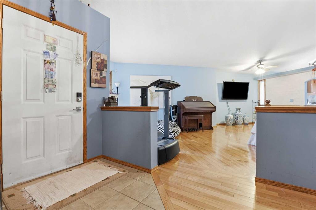 866 Applewood Drive SE photo 4