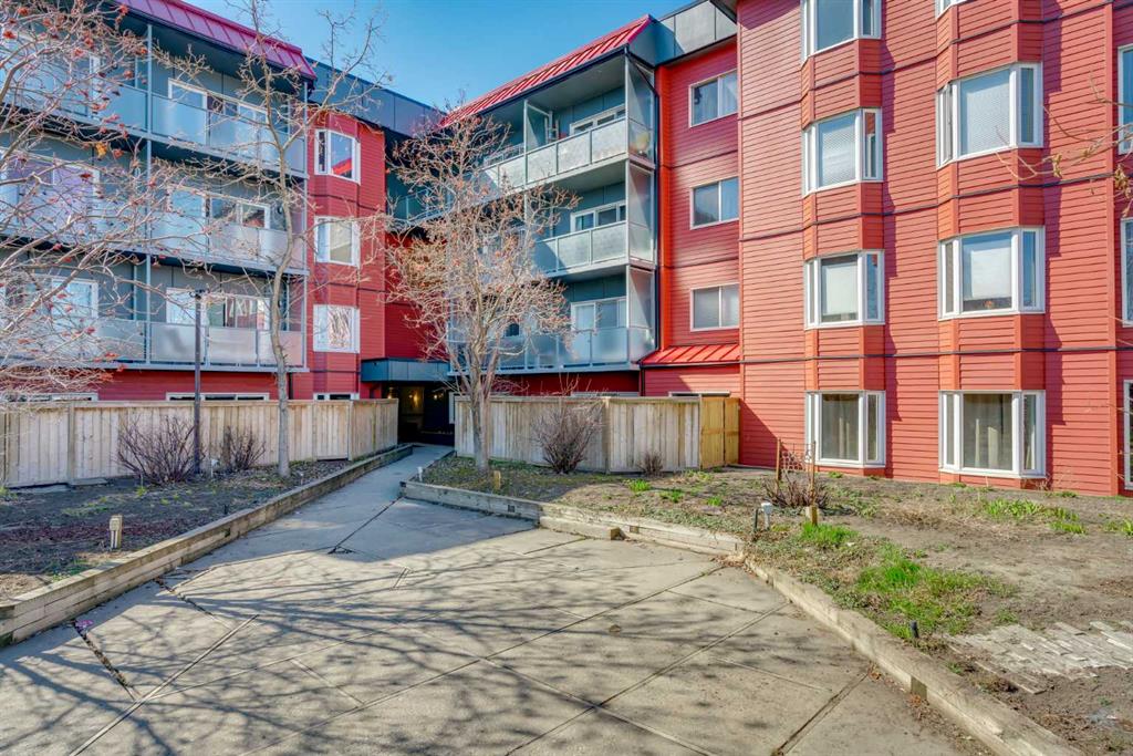 333 Garry Crescent NE #211