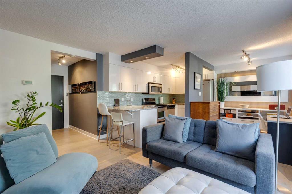 1904 10 Street SW #304 photo 2
