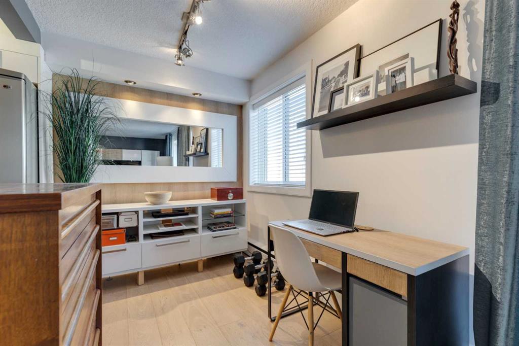 1904 10 Street SW #304 photo 5