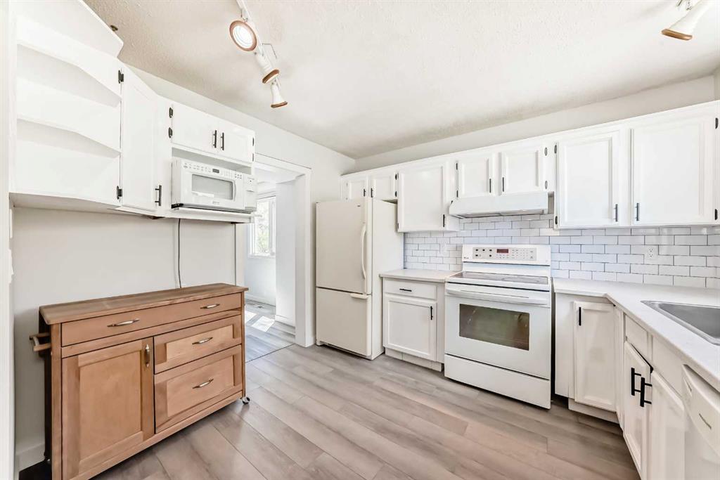6501B Huntsbay Road NW photo 4