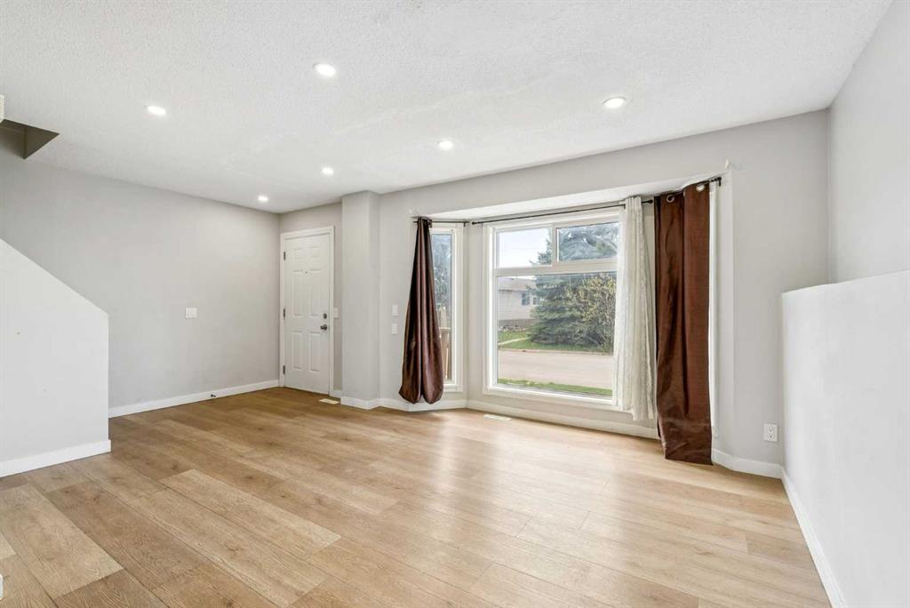367 Martinbrook Place NE photo 5