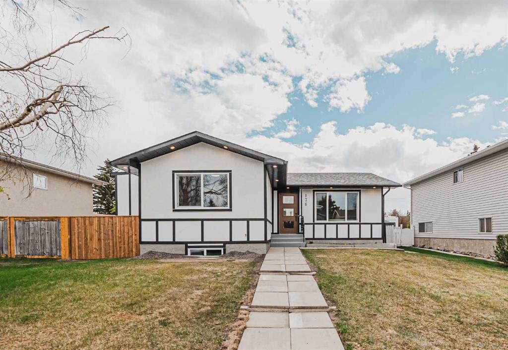 176 Huntchester Crescent NE