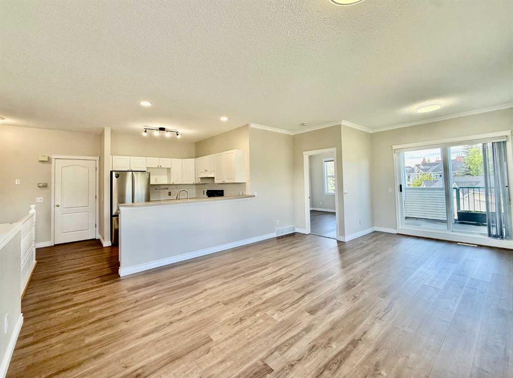 102 Prestwick Gardens SE photo 3
