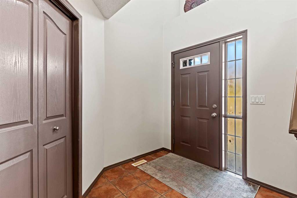 90 New Brighton Manor SE photo 4