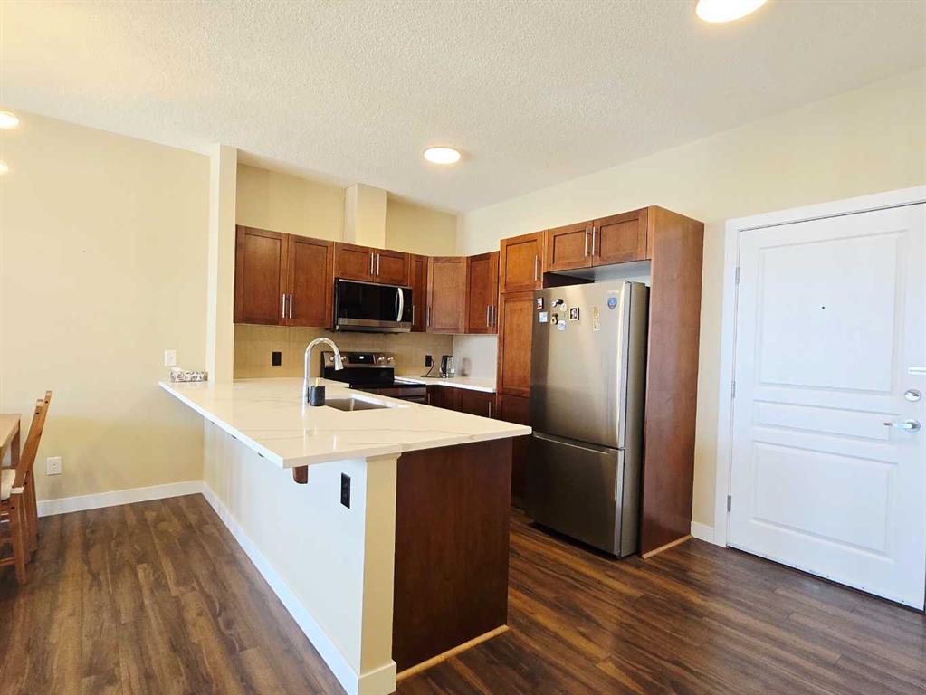 76 Panatella Road NW #301