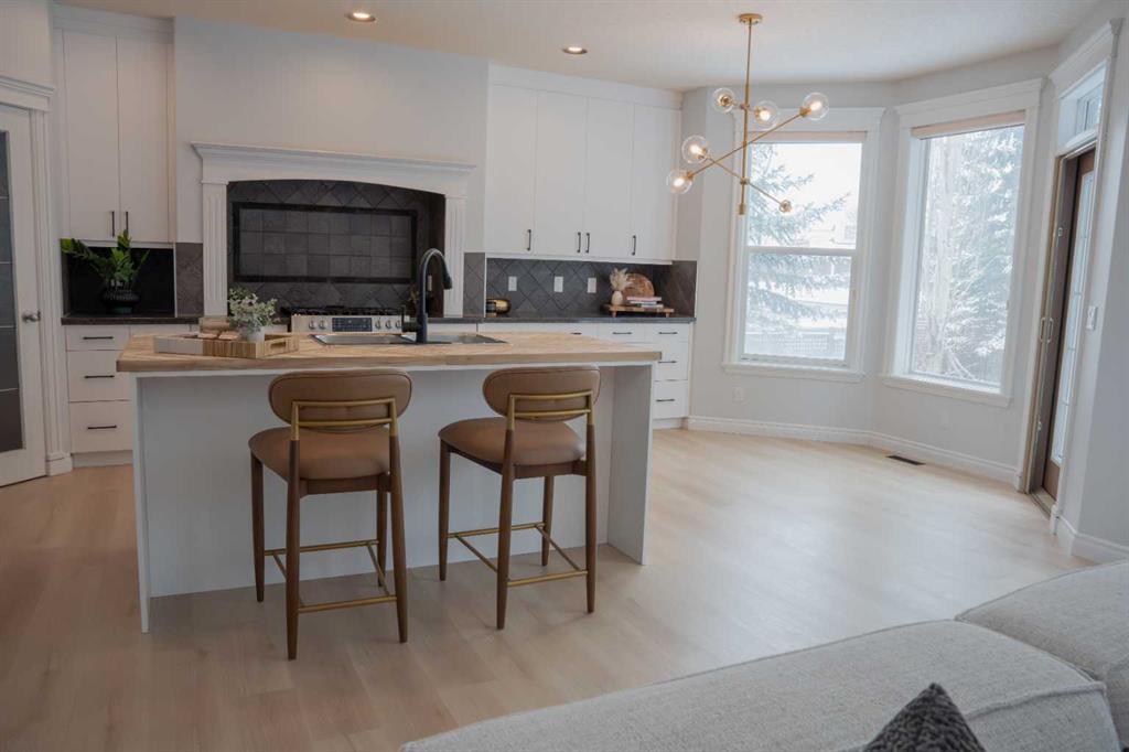 3 Strathridge Bay SW photo 5