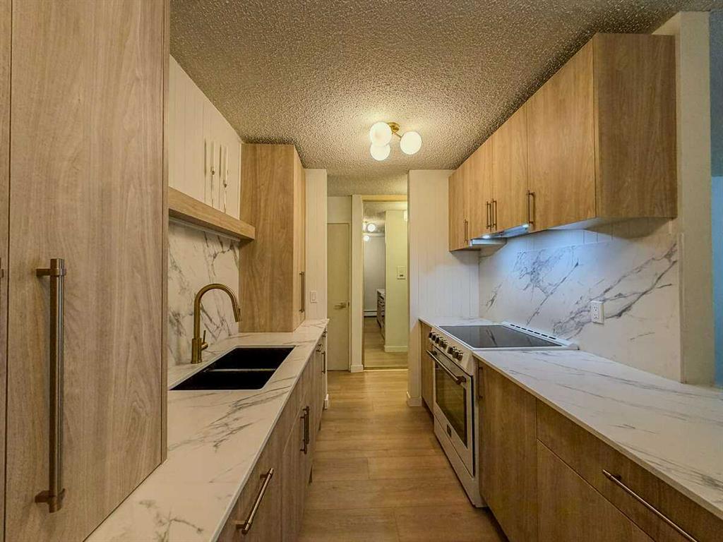 4001B 49 Street NW #2106 photo 5