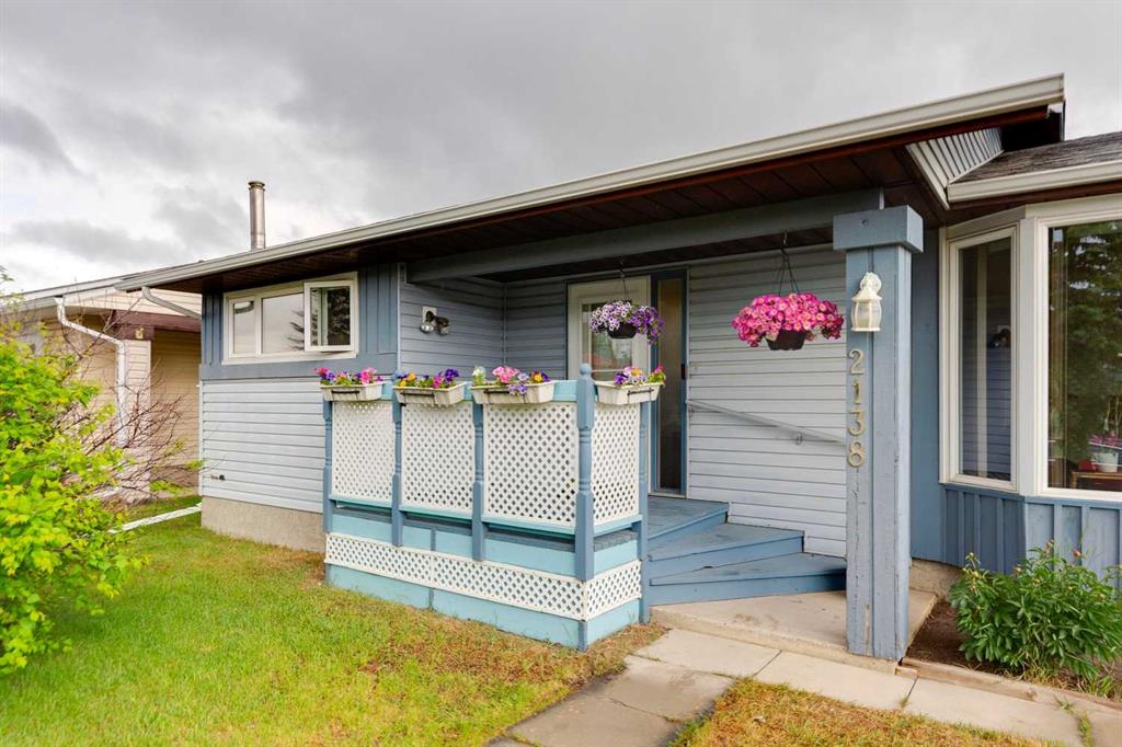 2138 Summerfield Boulevard SE photo 2