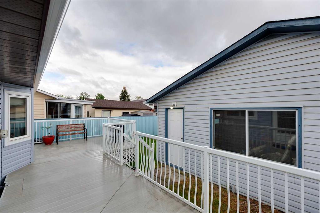 2138 Summerfield Boulevard SE photo 4