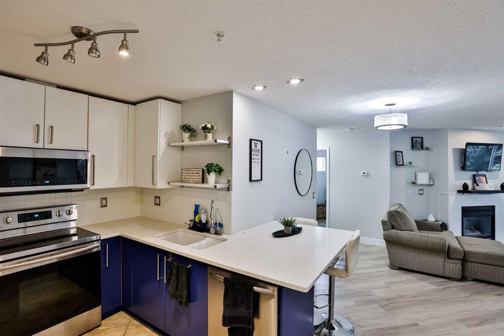 5115 Richard Road SW #211 photo 2