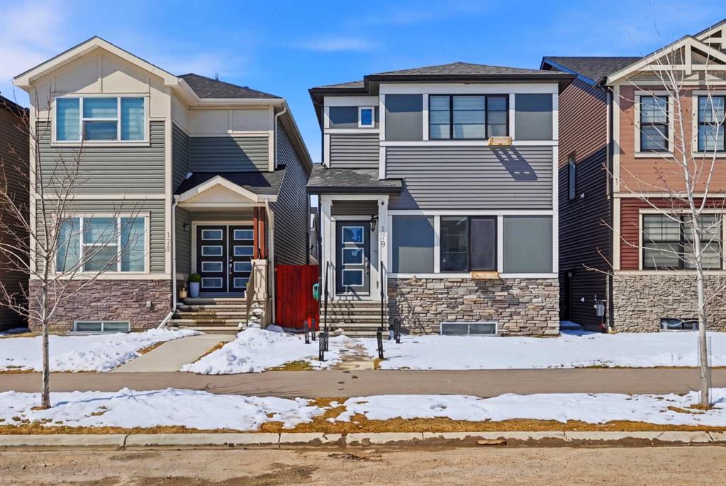179 Homestead Drive NE photo 3