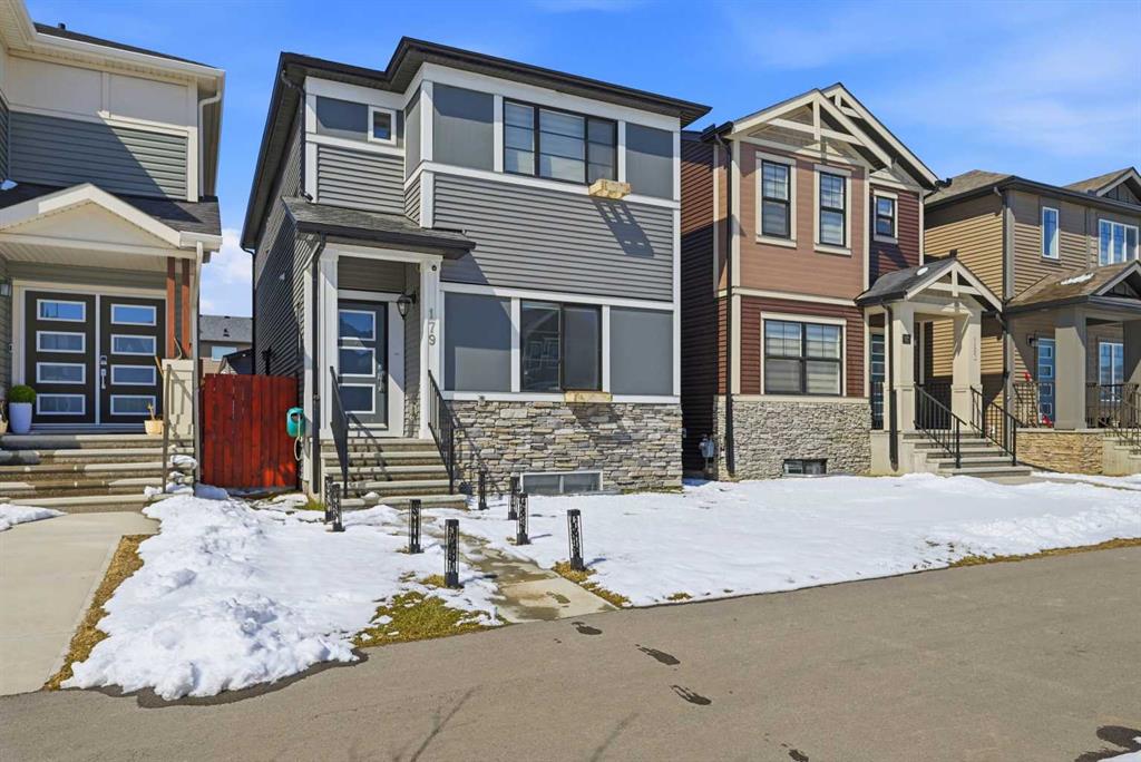 179 Homestead Drive NE photo 4