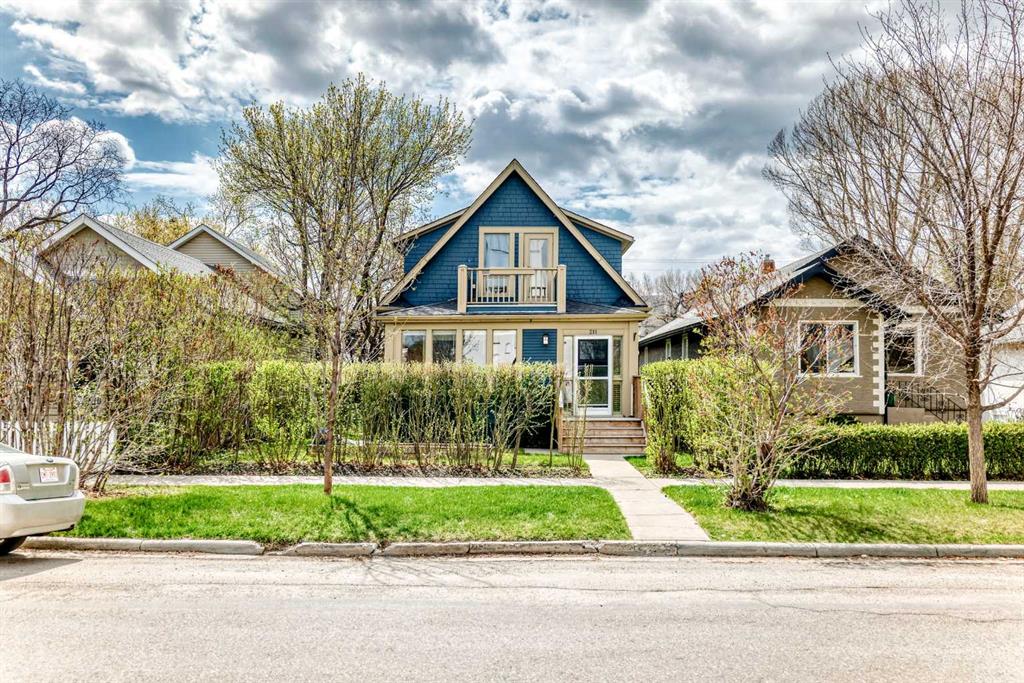 211 10 Avenue NE photo 3