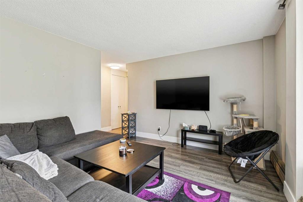 315 Heritage Drive SE #208 photo 3