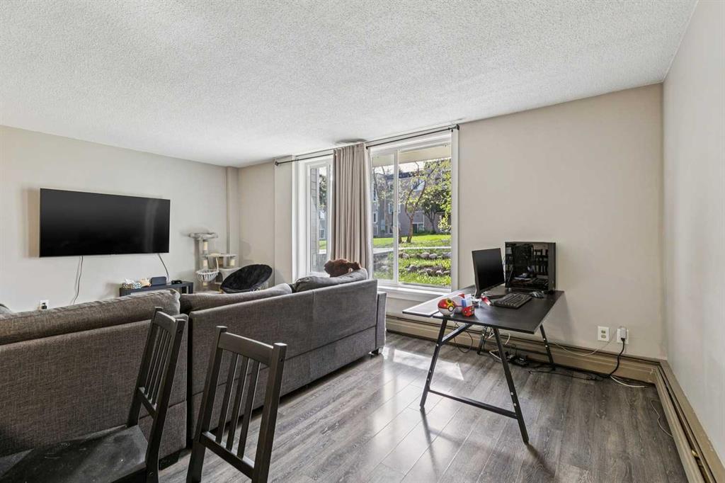 315 Heritage Drive SE #208 photo 4